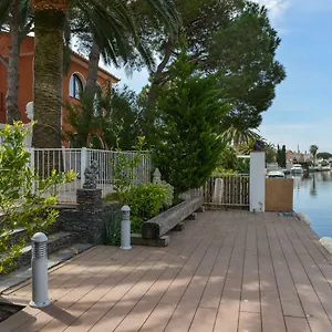 Ferienhaus Requesens On Canal, Empuriabrava
